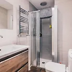 Plaza Nueva By People Апартаменты