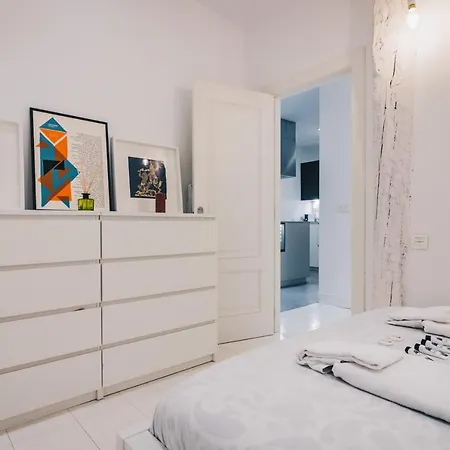 Plaza Nueva By People شقة